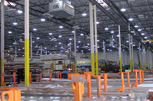 索樂圖光導照明系統應用于工廠車間