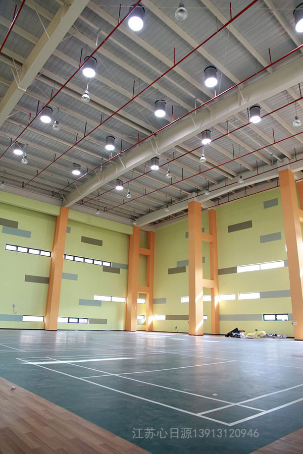 索樂圖導光管應用案例體育館新